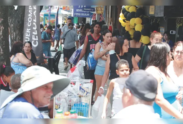 Movimento no comércio de rua em Cariacica: novas lojas surgem sem criar grandes polos nos bairros