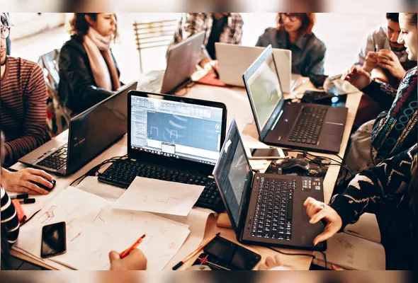 Imagem ilustrativa da imagem Empresários querem desoneração da folha para compensar fim da escala 6x1