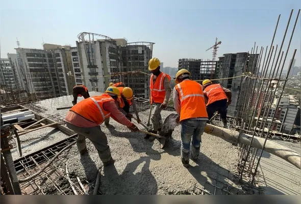 Imagem ilustrativa da imagem Fim da escala 6x1: risco de demissão de 12 mil trabalhadores no ES, diz estudo