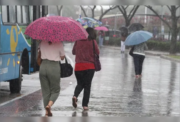 Imagem ilustrativa da imagem Até quando chove no ES? veja previsão para os próximos dias