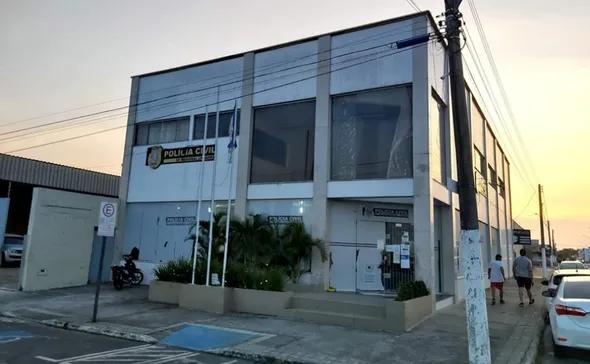 Imagem ilustrativa da imagem Homens são presos suspeitos de estuprar jovem durante confraternização em Linhares