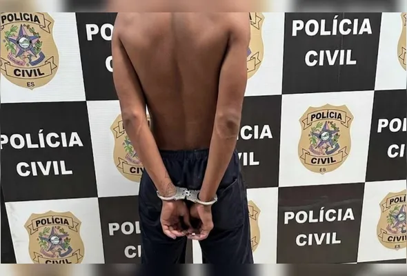 O homem foi localizado pouco depois, enquanto aguardava em um carro de aplicativo, ainda com o dinheiro