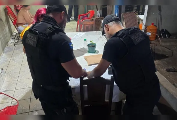 Entre as ordens judiciais a serem cumpridas estão quatro mandados de prisão preventiva e 27 mandados de busca domiciliar