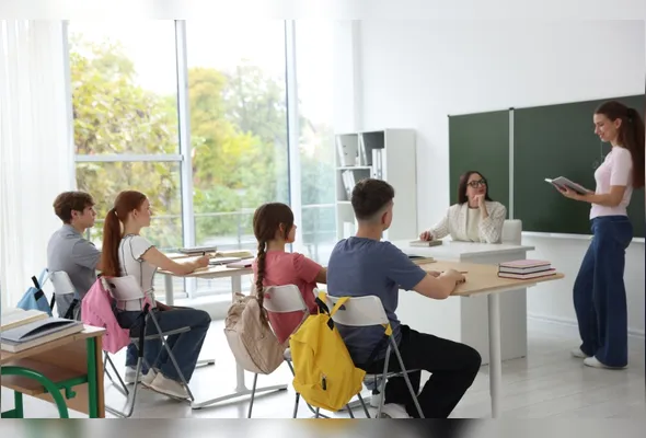 Cerca de 2.880 vagas foram ofertadas, distribuídas em escolas polo da Rede Estadual de Ensino em diferentes regiões do ES.