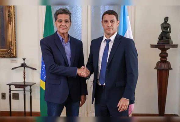 O governador Ricardo Ferraço com o novo delegado-geral da Polícia Civil, Jordano Bruno Gasperazzo Leite