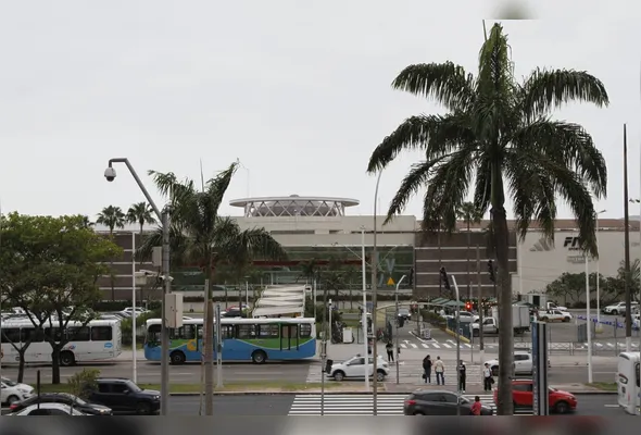 Shopping em Vitória: funcionamento terça-feira (21) será até às 21 horas