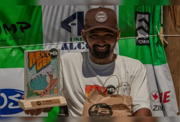 Muriel Franklin se dedica ao esporte dentro e fora d´água