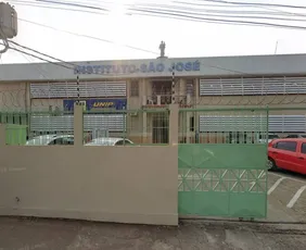 Imagem ilustrativa da imagem Ataque a tiros em escola deixa duas pessoas mortas e cinco feridas em Rio Branco