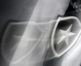 Imagem ilustrativa da imagem Botafogo é punido com o quinto transfer ban e segue impedido de registrar atletas