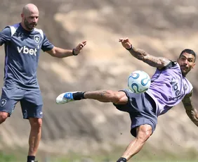 Imagem ilustrativa da imagem Copa Sul-Americana: Botafogo defende liderança em casa contra o lanterna