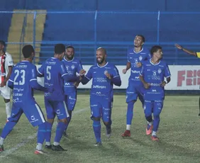 Imagem ilustrativa da imagem Ídolos decidem, Vitória vence o Serra e volta ao topo da Copa ES