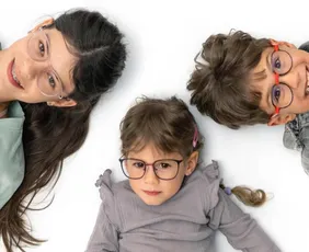 Imagem ilustrativa da imagem Lentes inovadoras protegem os olhos e controlam miopia