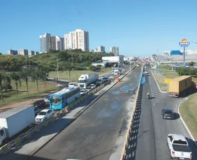 Imagem ilustrativa da imagem Obras na Lindenberg: fiscalização será reforçada após acidentes em Vila Velha