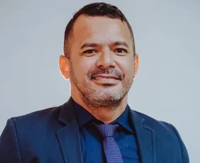 Imagem ilustrativa da imagem Vereador Marlon Fred é solto e deve retomar mandato na Câmara da Serra