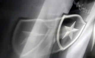 Imagem ilustrativa da imagem Botafogo é punido com o quinto transfer ban e segue impedido de registrar atletas