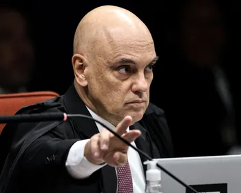 Imagem ilustrativa da imagem Moraes pede a Fachin retirada de sigilo de dados sobre rede de pagamentos do Master