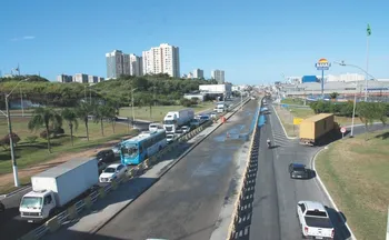 Imagem ilustrativa da imagem Obras na Lindenberg: fiscalização será reforçada após acidentes em Vila Velha