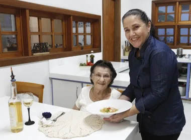 Imagem ilustrativa da imagem Aprenda a fazer um Risoto de camarão para o Dia das Mães