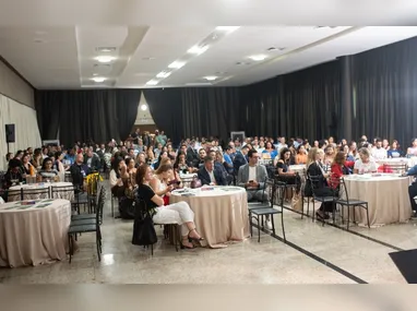 Motorista por aplicativos pode ser incluído no programa do governo, além de MEIs, caminhoneiros e taxistas