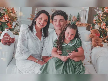 Samantha Valladão com os filhos Kalani e André Luiz