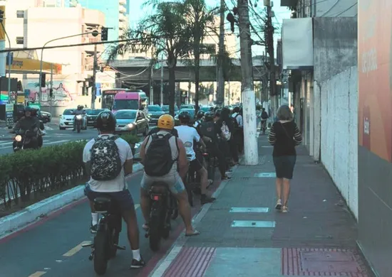 Imagem ilustrativa da imagem Aumento do uso de bikes elétricas causa congestionamento na Grande Vitória