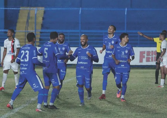 Imagem ilustrativa da imagem Ídolos decidem, Vitória vence o Serra e volta ao topo da Copa ES