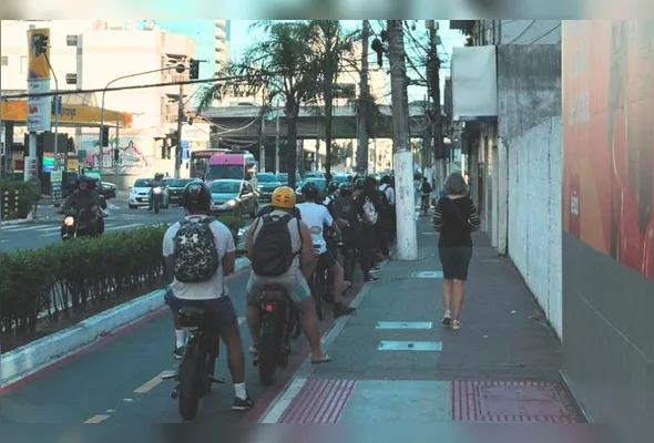 Imagem ilustrativa da imagem Aumento do uso de bikes elétricas causa congestionamento na Grande Vitória