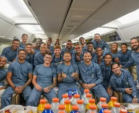 Imagem ilustrativa da imagem Brasil chega aos EUA, e Ancelotti diz querer fazer testes antes da estreia