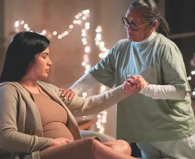 Imagem ilustrativa da imagem Cada vez mais gestantes recorrem a doulas no parto