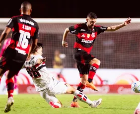 Imagem ilustrativa da imagem Flamengo reencontra São Paulo em cenário oposto ao da estreia do Brasileirão