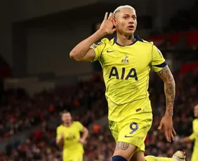 Imagem ilustrativa da imagem 'Não vai mais jogar mesmo estando disponível': técnico expõe racha com Richarlison