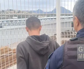 Imagem ilustrativa da imagem Integrante de facção é preso tentando embarcar para SP na rodoviária de Vitória