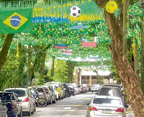 Imagem ilustrativa da imagem Municípios estabelecem regras para enfeitar ruas para a Copa do Mundo