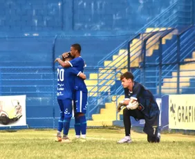Imagem ilustrativa da imagem Vitória atropela e avança às semifinais da Copa ES