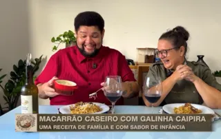 Imagem ilustrativa da imagem Galinha caipira com macarrão caseiro: uma receita de afeto