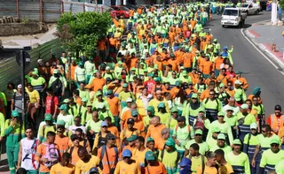 Imagem ilustrativa da imagem Greve nacional dos garis é suspensa após assembleia