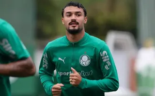 Imagem ilustrativa da imagem Jefté passa por cirurgia no joelho direito