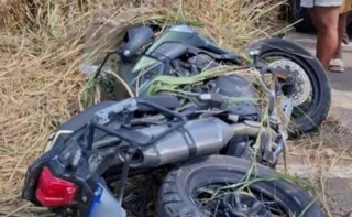 Imagem ilustrativa da imagem Motociclista morre após colidir em árvore na zona rural de Aracruz