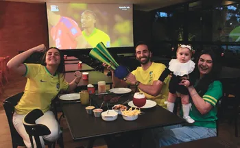 Imagem ilustrativa da imagem Música e atrações até para crianças durante jogos do Brasil