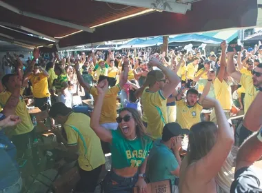 Imagem ilustrativa da imagem "As coisas vão melhorar": torcedores capixabas avaliam classificação do Brasil
