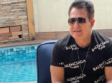 Imagem ilustrativa da imagem Marrone, da dupla com Bruno, diz que se considera 'meio gay' durante show
