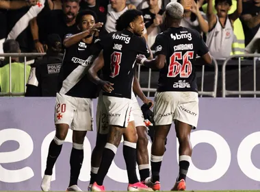 Imagem ilustrativa da imagem Vasco tem "decisão" contra o Santos em São Januário pelo Brasileirão