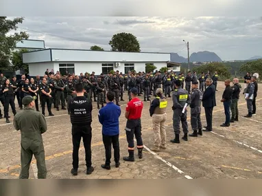 Vítima foi atacada por suspeito em calçada