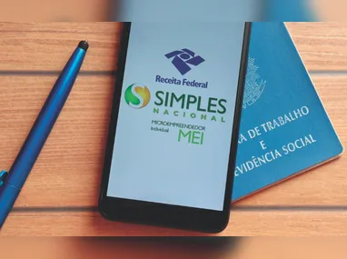 Imagem criada pela Inteligência Artificial para representar uso de celular em apostas esportivas