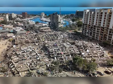 Escombros de prédio que desabou após terremotos na Venezuela