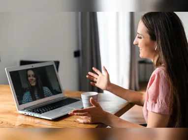 Imagem ilustrativa da imagem WhatsApp Web já permite ligações de áudio e vídeo e compartilhamento de tela