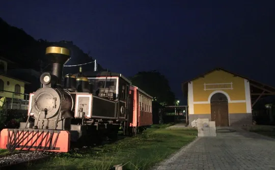Imagem ilustrativa da imagem Liberada a ferrovia que vai fortalecer o turismo em 11 cidades