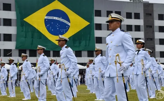 Imagem ilustrativa da imagem Marinha abre concurso para Corpo Auxiliar de Praças com 400 vagas de nível técnico