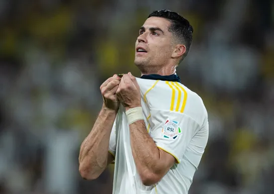 Imagem ilustrativa da imagem Cristiano Ronaldo mira 1000 gols e sonha com Liga das Nações