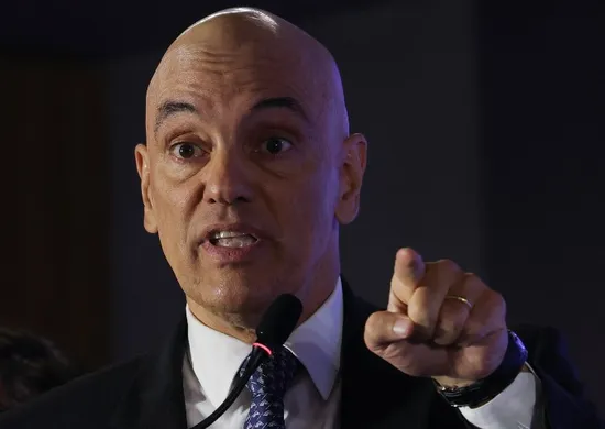 Imagem ilustrativa da imagem OAB cobra investigação isenta após exposição de relação entre Vorcaro e Moraes